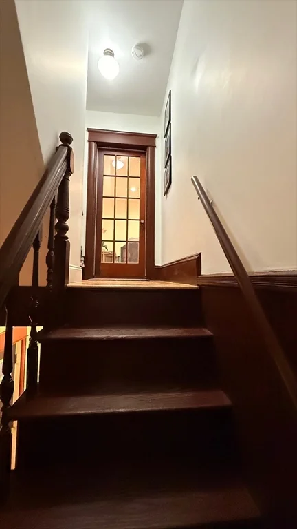 3 bed, 1 bath apartment for rent at 127 Eldridge St Unit 2, Taunton — photo 5 of 27