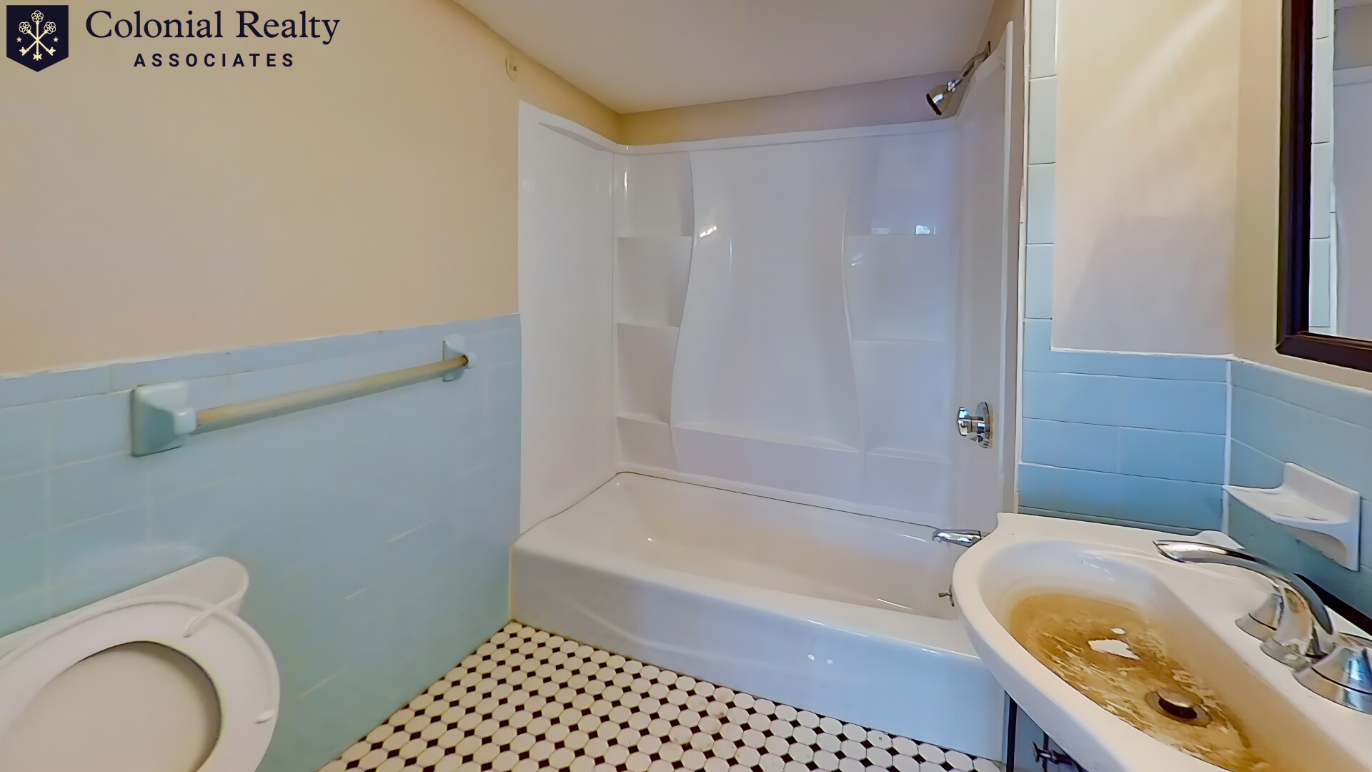 2 bed, 1 bath apartment for rent at 127 George St Unit 5, Roxbury — photo 6 of 8
