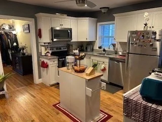 2 bed, 1 bath apartment for rent at 127 Homer Ave Unit 1, Ashland — photo 3 of 17
