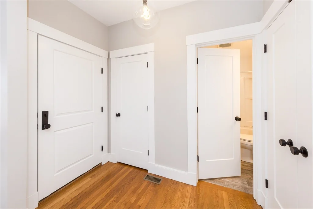 4 bed, 2 bath apartment for rent at 127 Hudson Unit 1, Spring Hill — photo 18 of 20