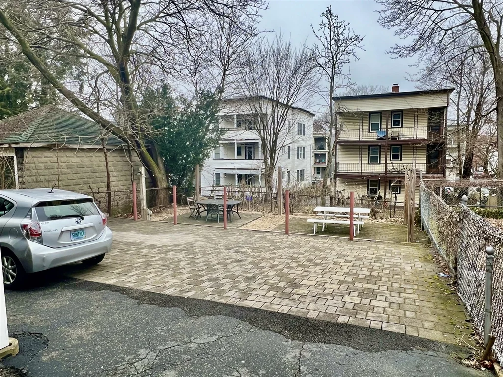 4 bed, 2 bath apartment for rent at 127 Hudson Unit 1, Spring Hill — photo 20 of 20