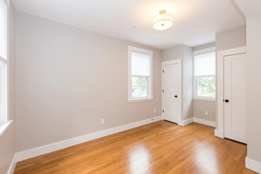 4 bed, 2 bath apartment for rent at 127 Hudson Unit 1, Spring Hill — photo 15 of 20