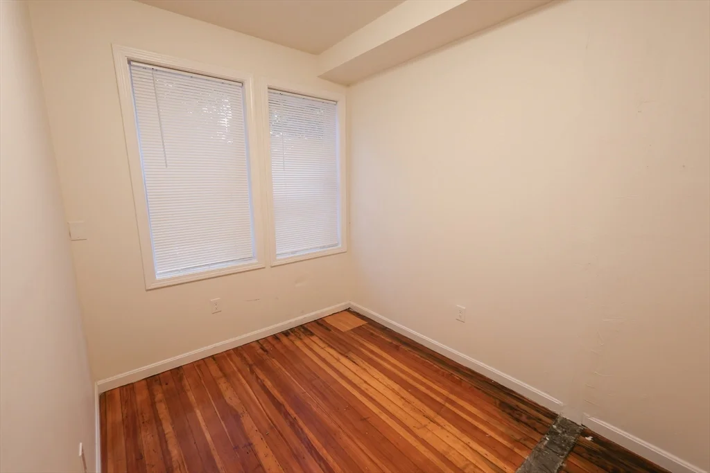 4 bed, 1 bath apartment for rent at 127 Intervale St Unit 3, Dorchester — photo 20 of 21