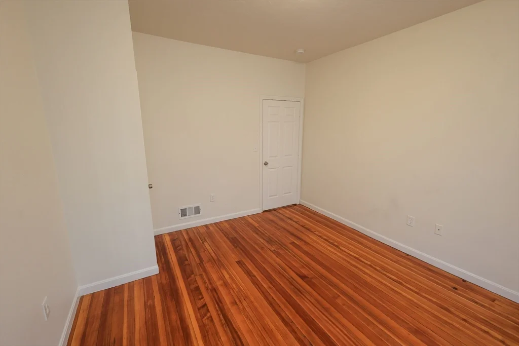 4 bed, 1 bath apartment for rent at 127 Intervale St Unit 3, Dorchester — photo 13 of 21