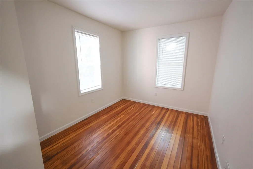 4 bed, 1 bath apartment for rent at 127 Intervale St Unit 3, Dorchester — photo 15 of 21