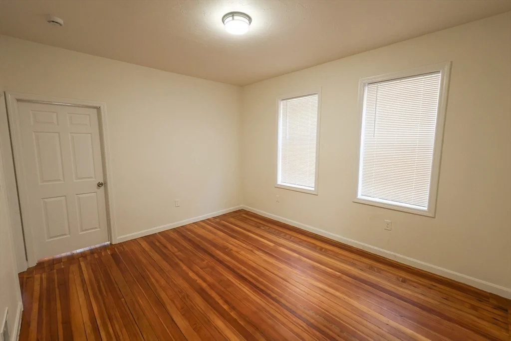 4 bed, 1 bath apartment for rent at 127 Intervale St Unit 3, Dorchester — photo 12 of 21