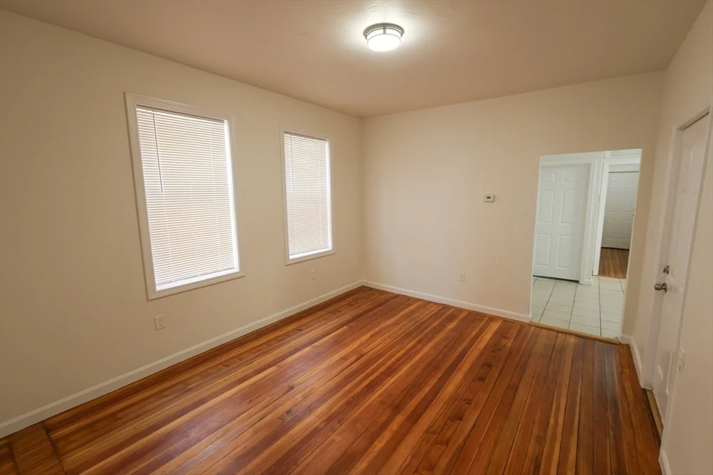 4 bed, 1 bath apartment for rent at 127 Intervale St Unit 3, Dorchester — photo 17 of 21