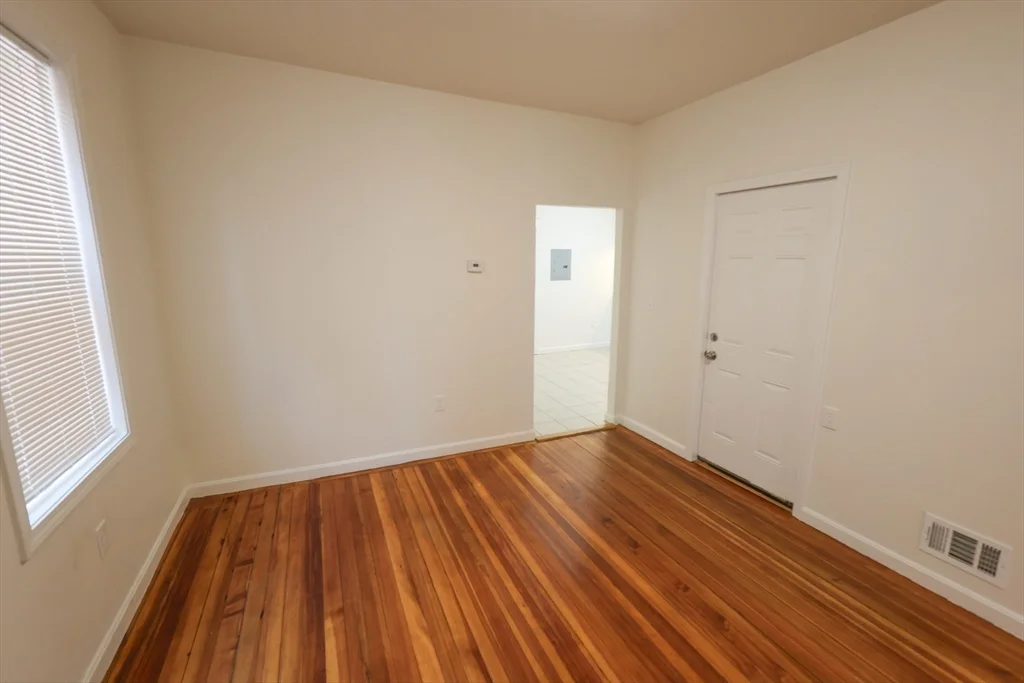 4 bed, 1 bath apartment for rent at 127 Intervale St Unit 3, Dorchester — photo 16 of 21