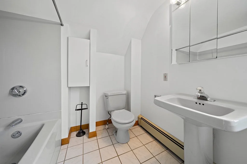 2 bed, 2 bath apartment for rent at 127 Mechanic St Unit 2, Canton — photo 14 of 14