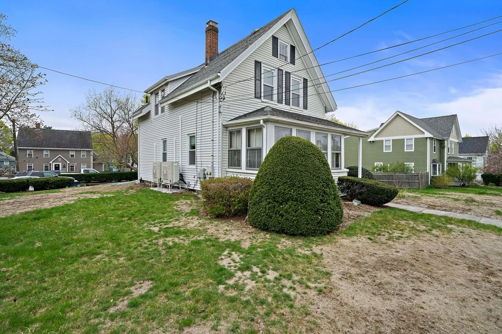 2 bed, 2 bath apartment for rent at 127 Mechanic St Unit 2, Canton — photo 3 of 14