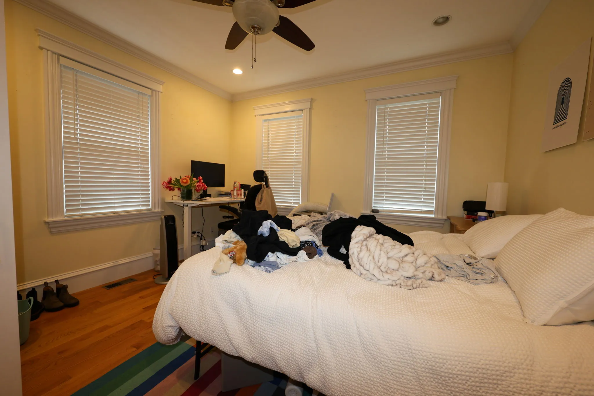 5 bed, 4 bath apartment for rent at 127 Nonantum St Unit 1, Oak Square — photo 21 of 34