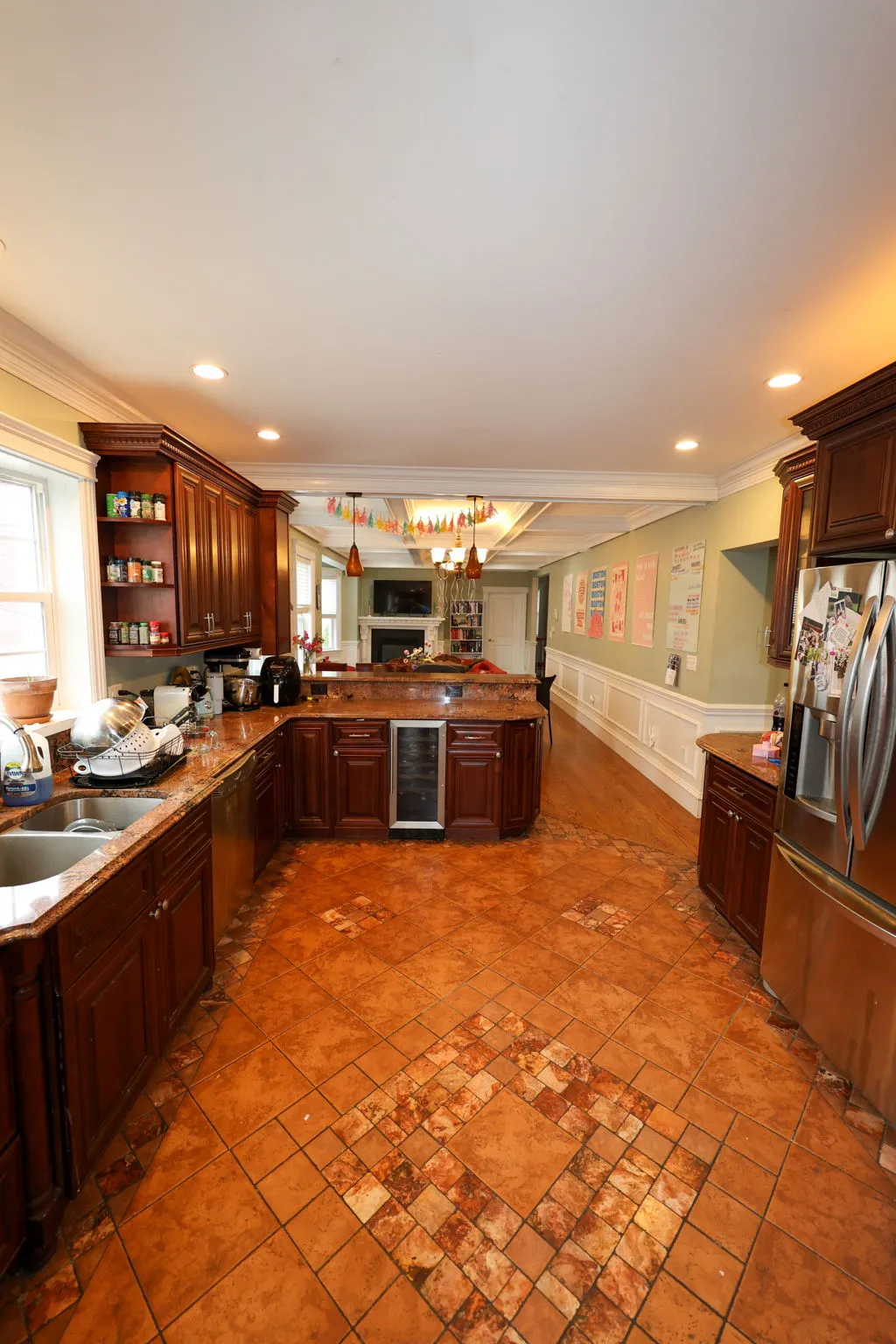 5 bed, 4 bath apartment for rent at 127 Nonantum St Unit 1, Oak Square — photo 29 of 34