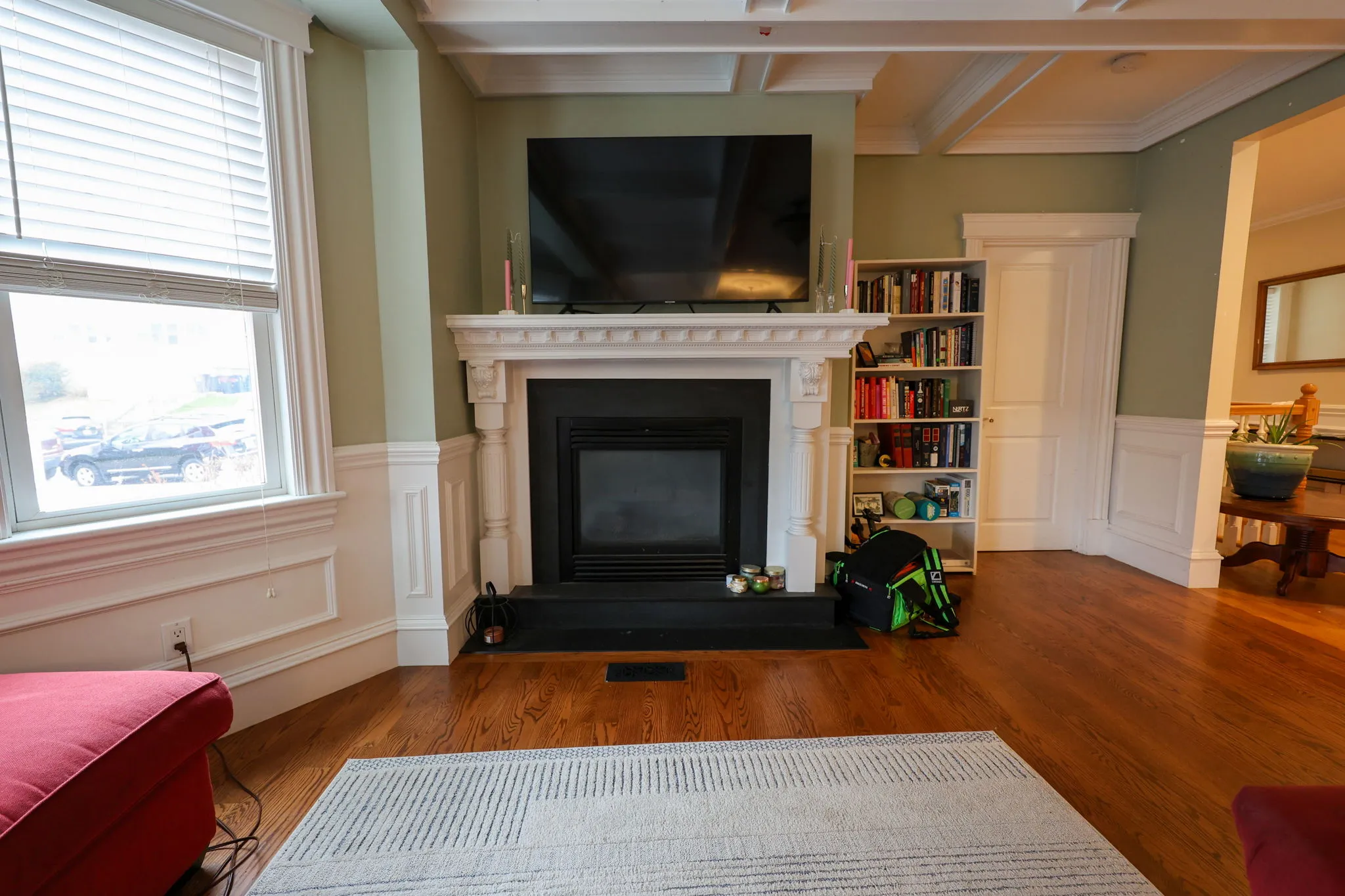5 bed, 4 bath apartment for rent at 127 Nonantum St Unit 1, Oak Square — photo 26 of 34