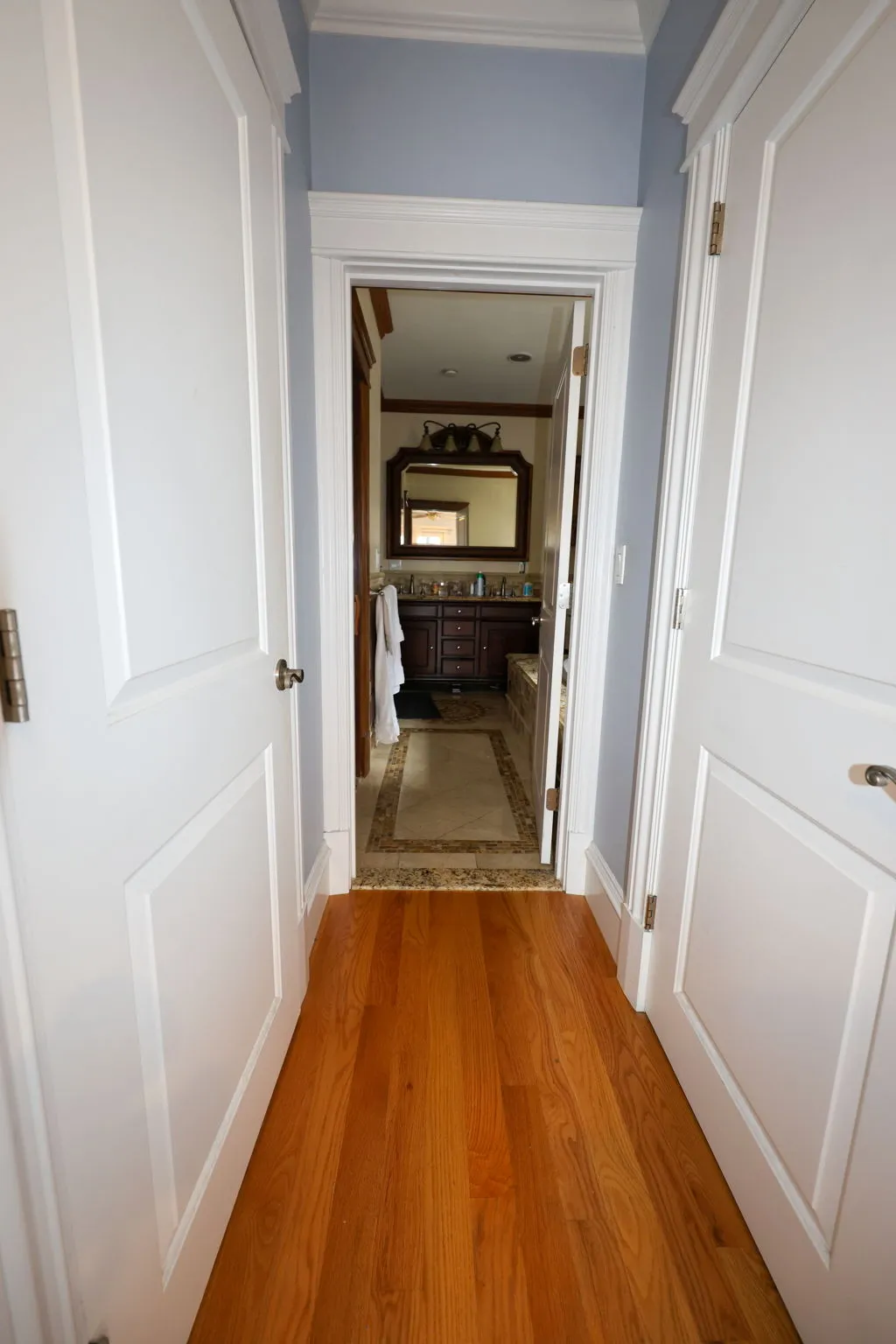 5 bed, 4 bath apartment for rent at 127 Nonantum St Unit 1, Oak Square — photo 13 of 34