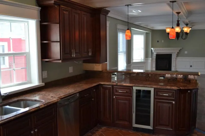 5 bed, 4 bath apartment for rent at 127 Nonantum St Unit 1, Oak Square — photo 31 of 34