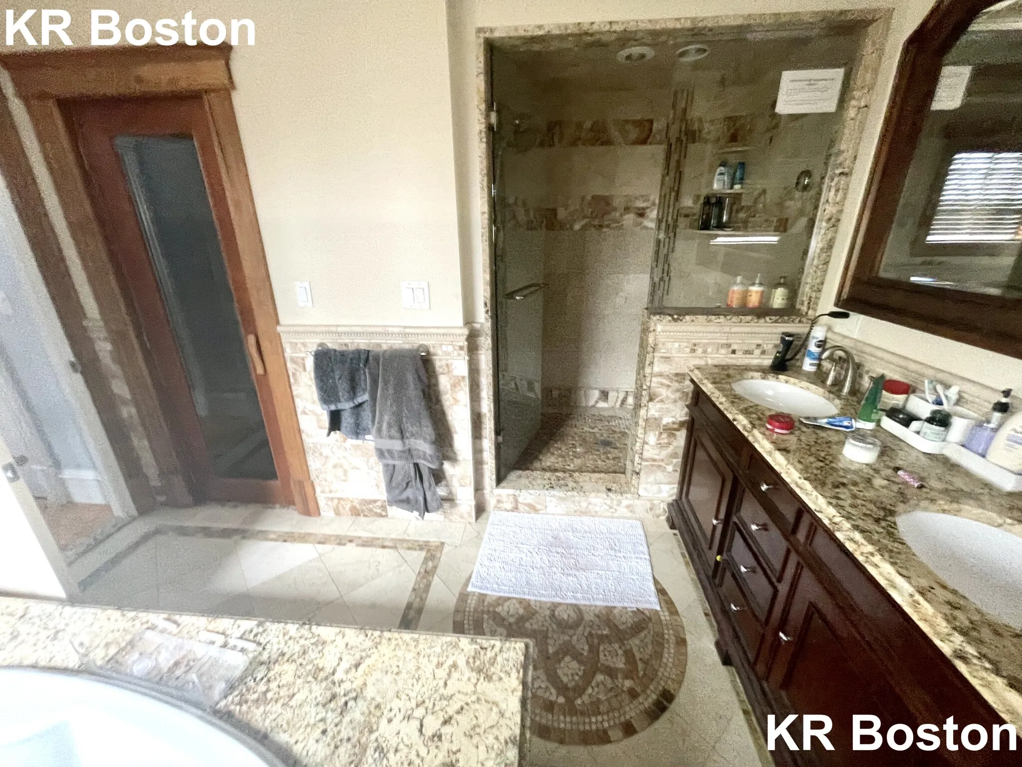 4 bed, 3 bath apartment for rent at 127 Nonantum St Unit 2, Oak Square — photo 9 of 60