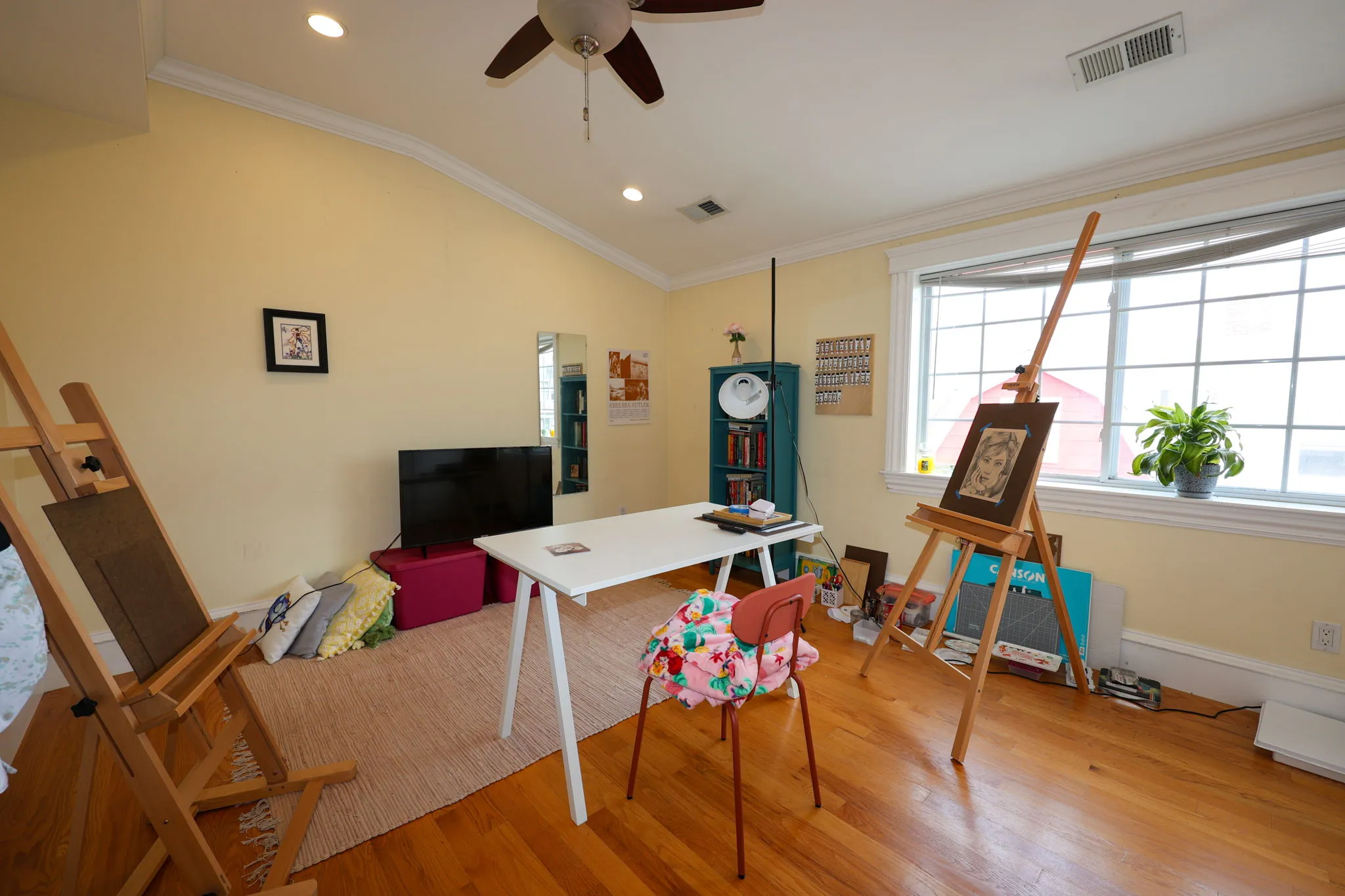 4 bed, 3 bath apartment for rent at 127 Nonantum St Unit 2, Oak Square — photo 40 of 60