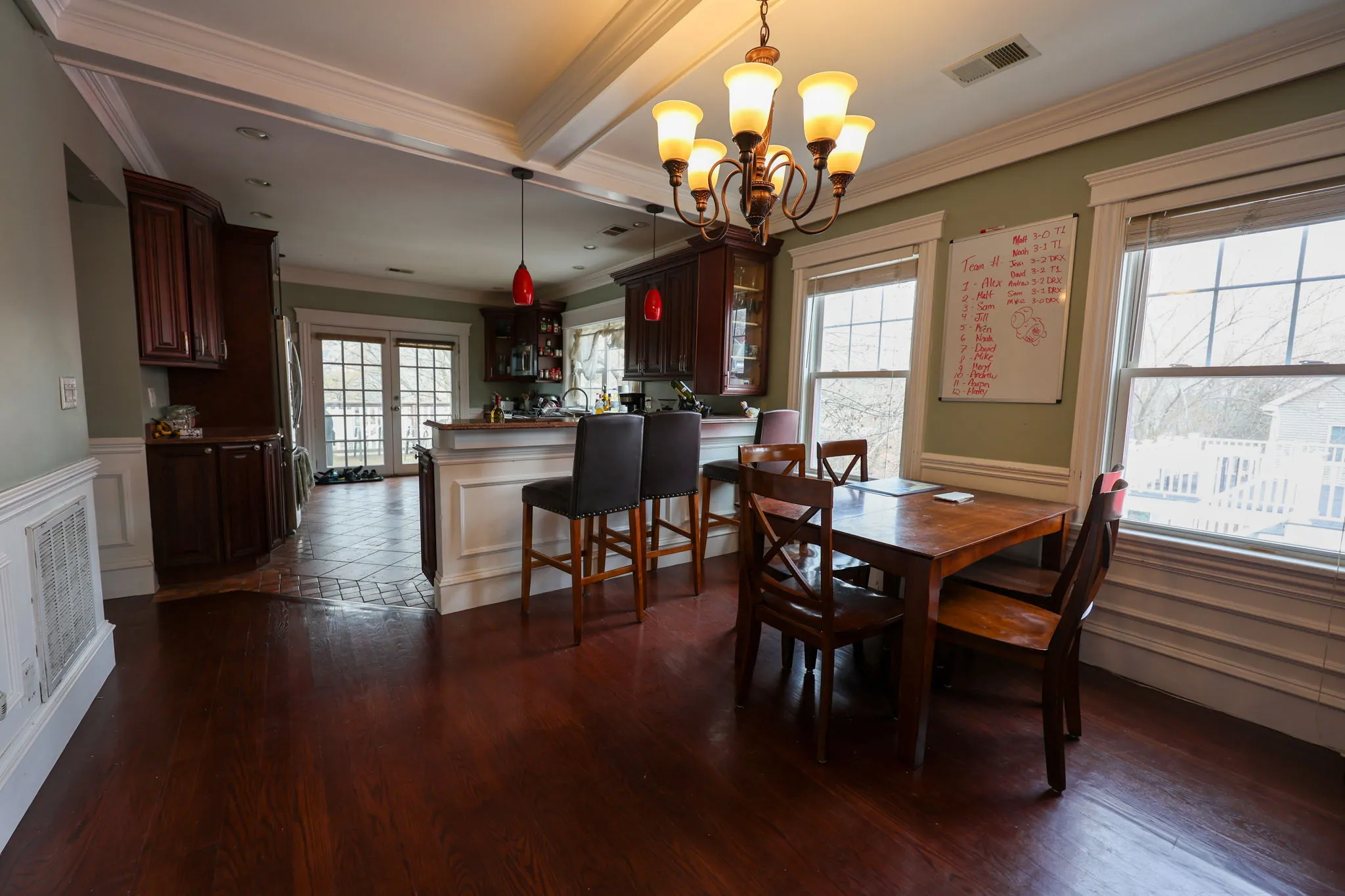 4 bed, 3 bath apartment for rent at 127 Nonantum St Unit 2, Oak Square — photo 44 of 60