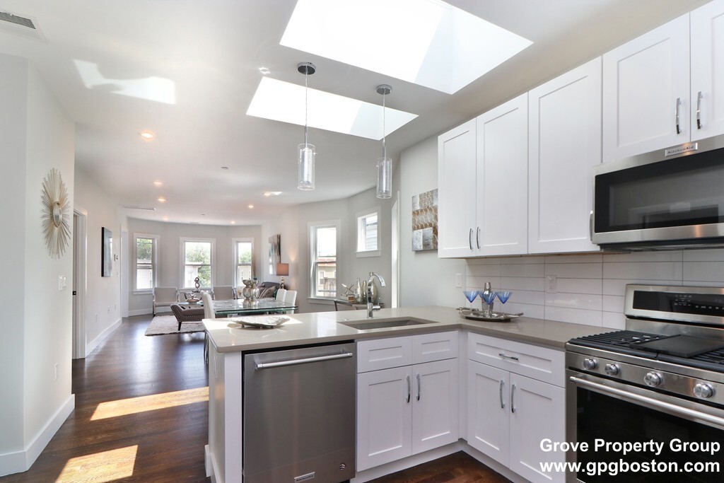 2 bed, 2 bath apartment for rent at 127 Pleasant St Unit 3, Dorchester — photo 1 of 18