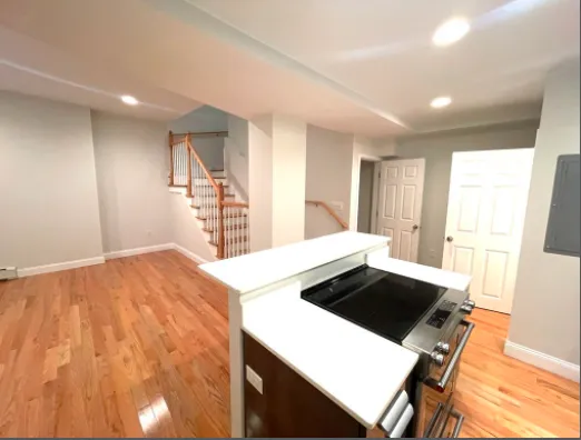 1 bed, 1 bath apartment for rent at 127 Saint Botolph St Unit 1, Back Bay — photo 4 of 17