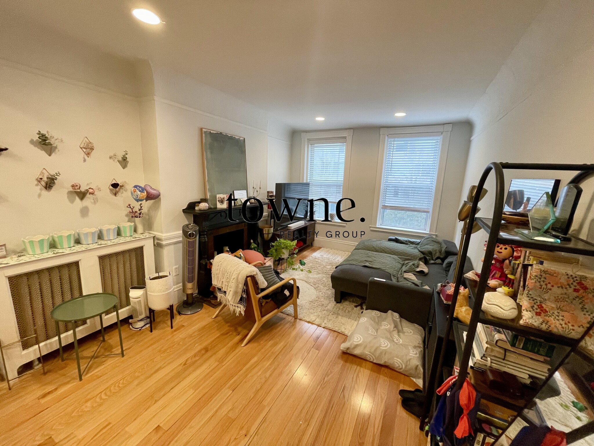 1 bed, 1 bath apartment for rent at 127 Saint Botolph St Unit 4, Back Bay — photo 4 of 10