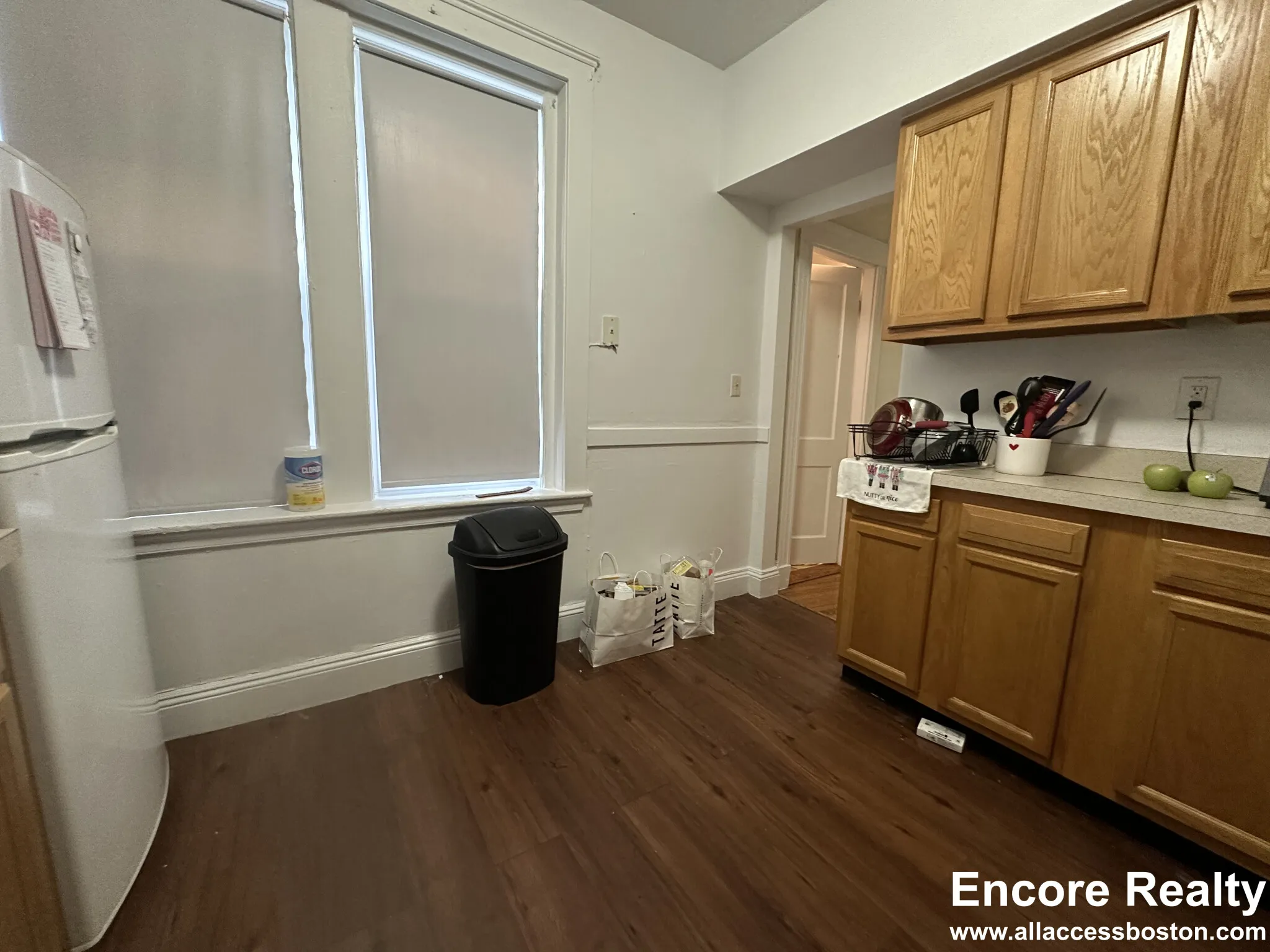 2 bed, 1 bath apartment for rent at 127 Sutherland Rd Unit L, Brighton — photo 4 of 14