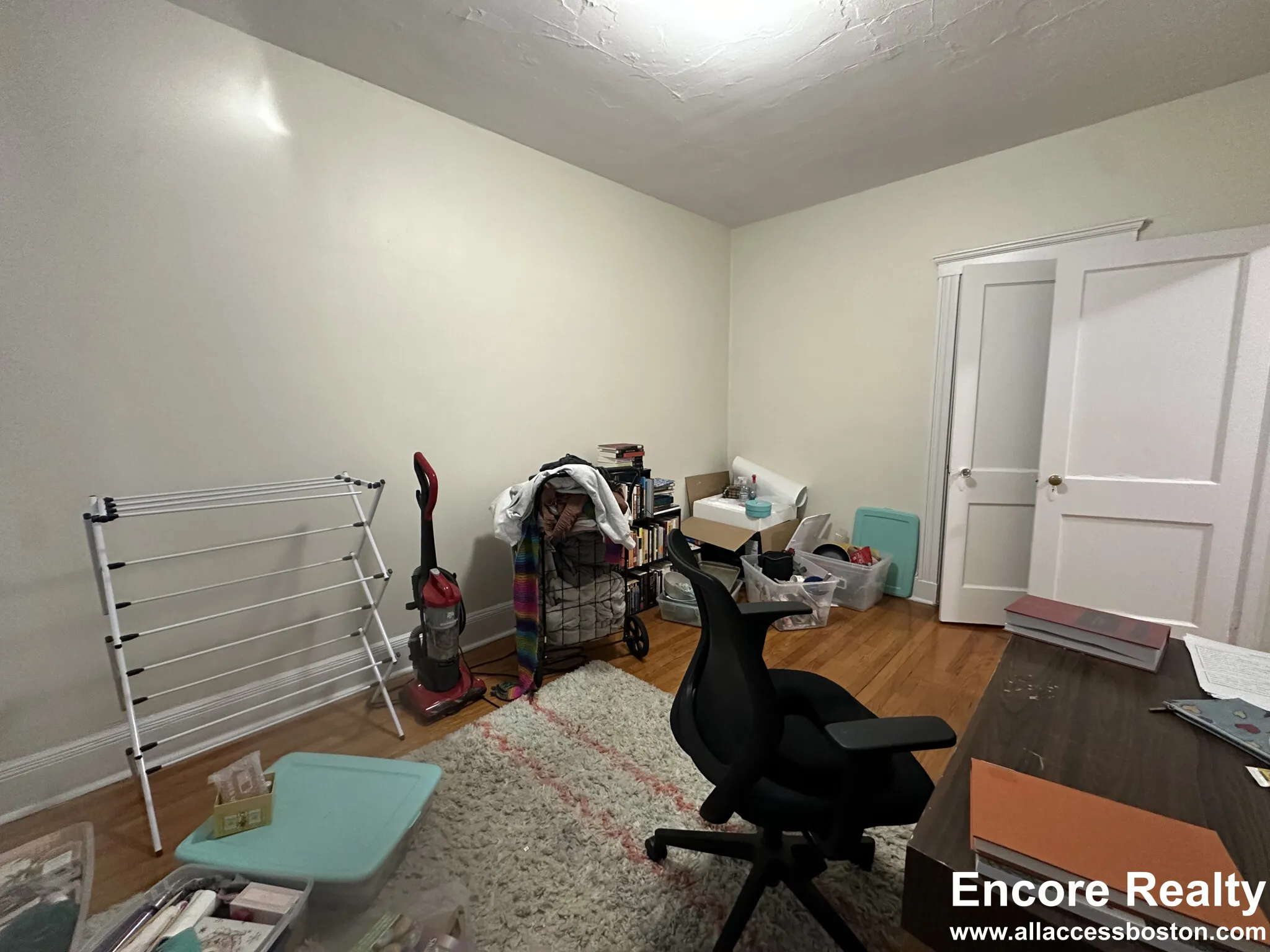 2 bed, 1 bath apartment for rent at 127 Sutherland Rd Unit L, Brighton — photo 11 of 14