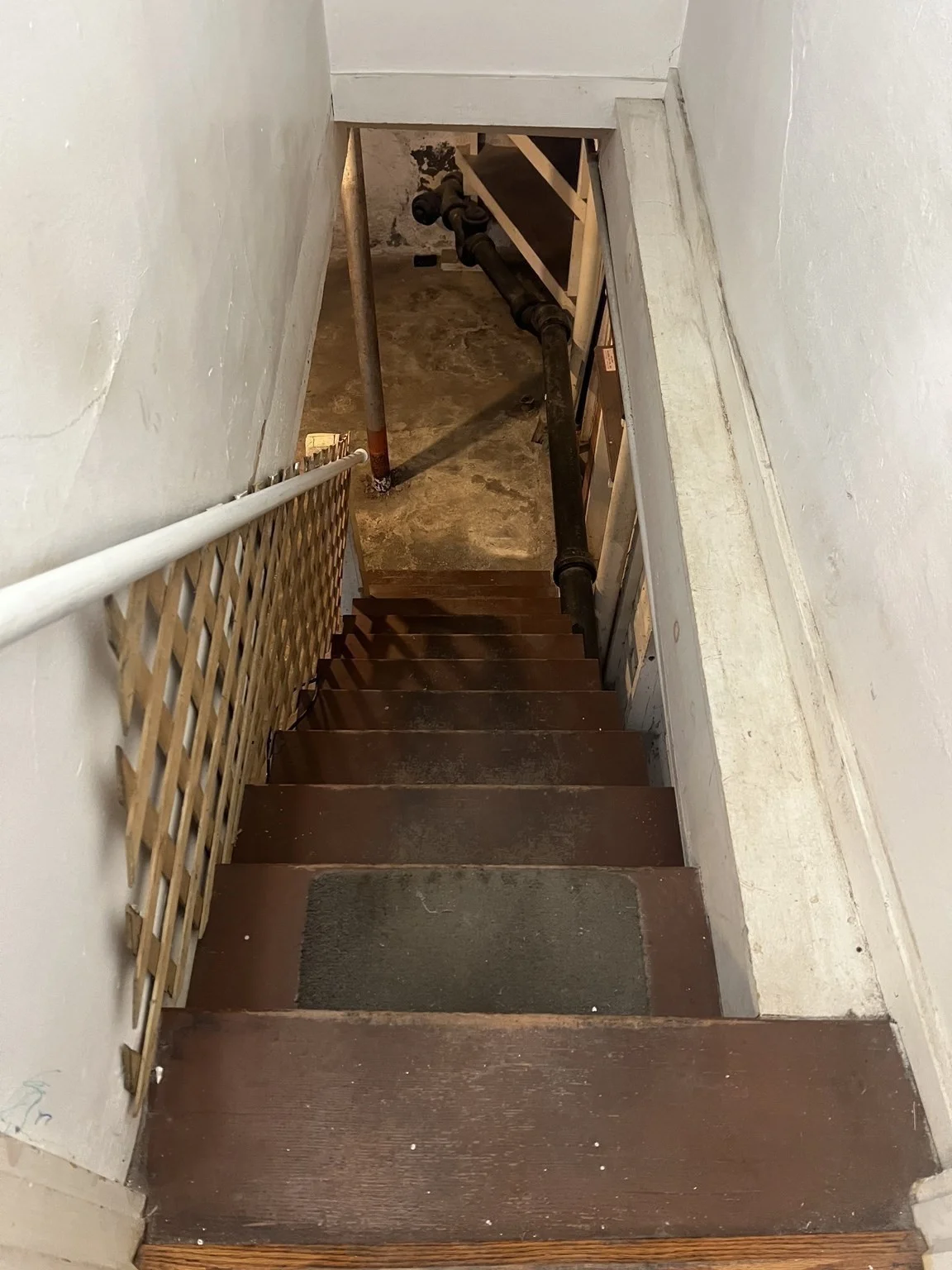 2 bed, 1 bath apartment for rent at 127 Thacher St Unit 0, Milton — photo 38 of 40