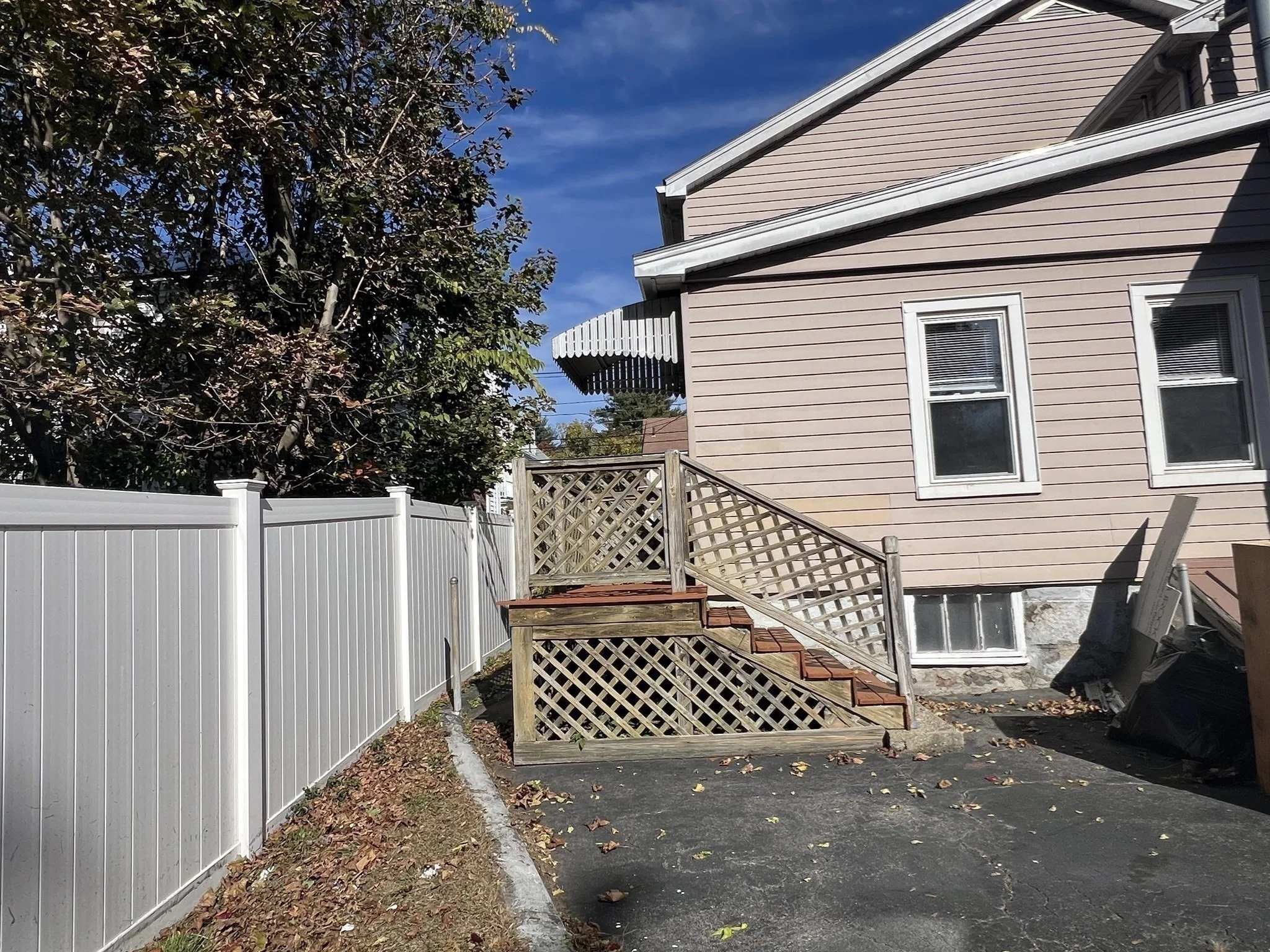 2 bed, 1 bath apartment for rent at 127 Thacher St Unit 0, Milton — photo 23 of 40