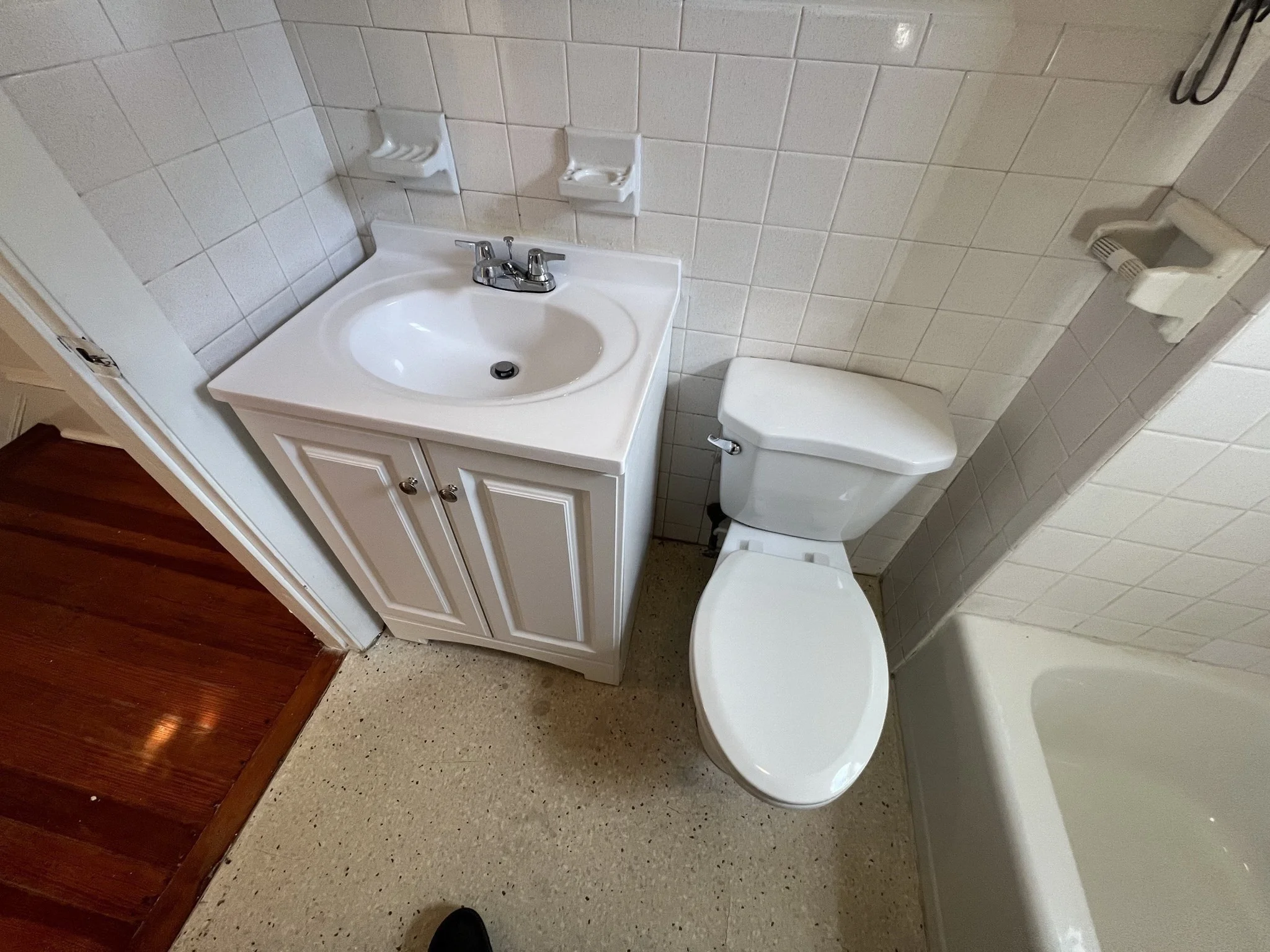 2 bed, 1 bath apartment for rent at 127 Thacher St Unit 0, Milton — photo 28 of 40
