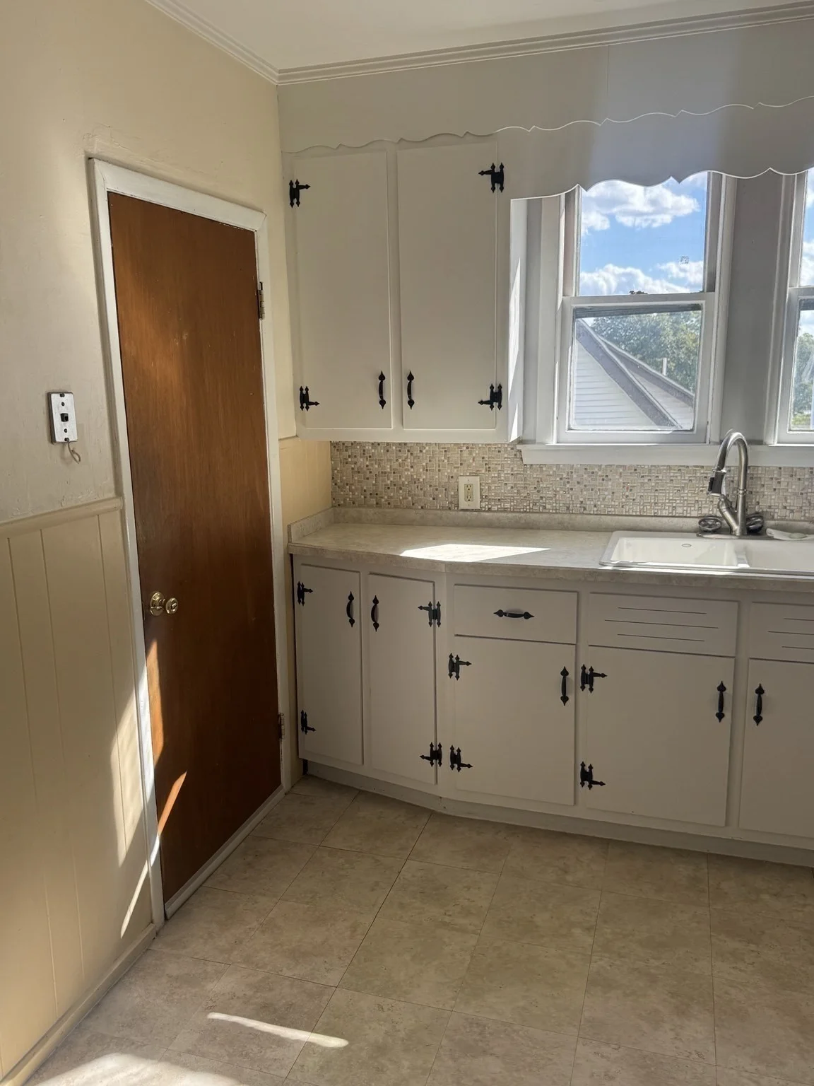 2 bed, 1 bath apartment for rent at 127 Tremont Unit 1, Malden — photo 10 of 23