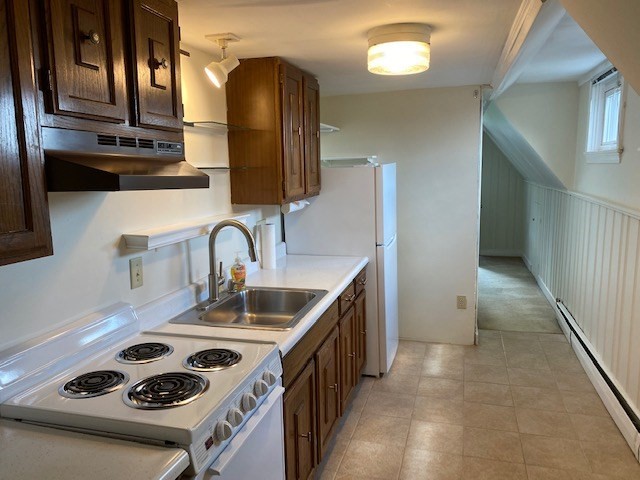 1 bed, 1 bath apartment for rent at 127 Upham St Unit 3, Melrose — photo 9 of 16