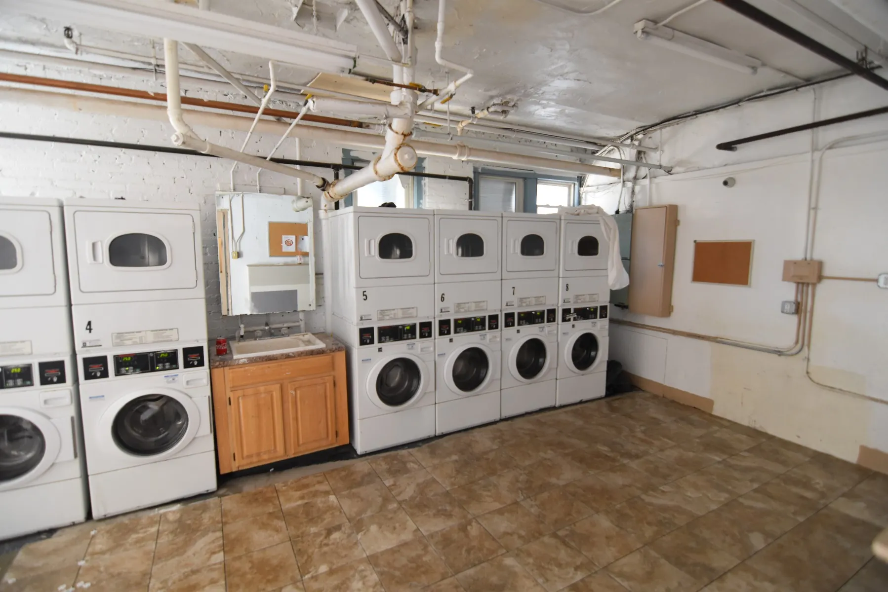 Studio bed, 1 bath apartment for rent at 127 Washington St Unit 3, Brighton — photo 2 of 2