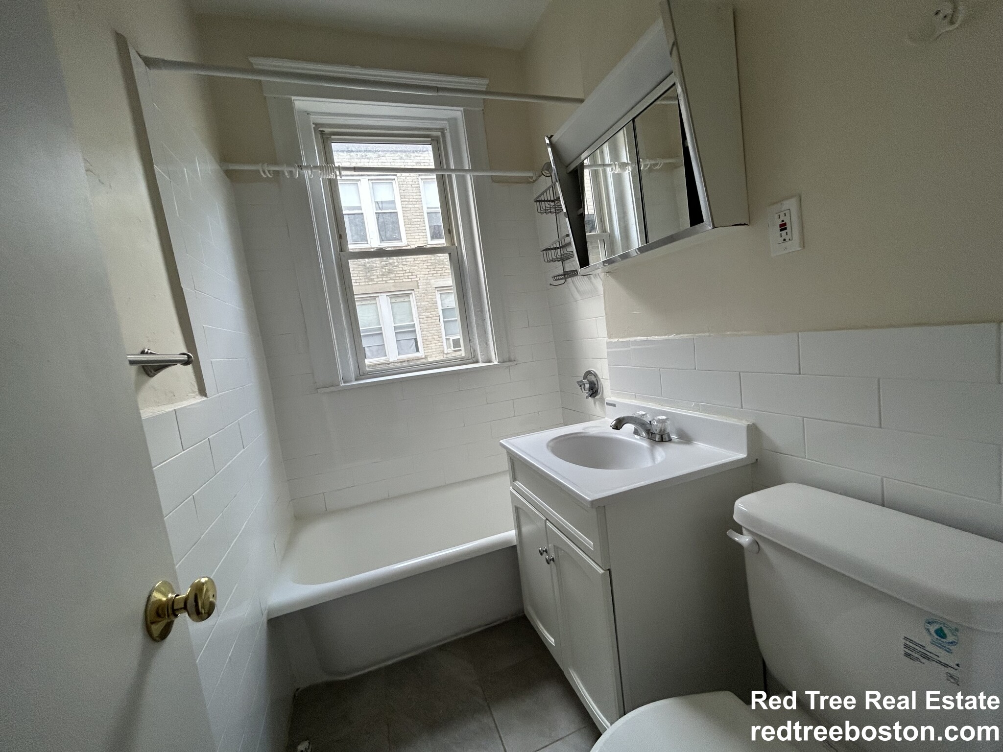 1 bed, 1 bath apartment for rent at 127 Washington St Unit 34, Brighton — photo 2 of 16
