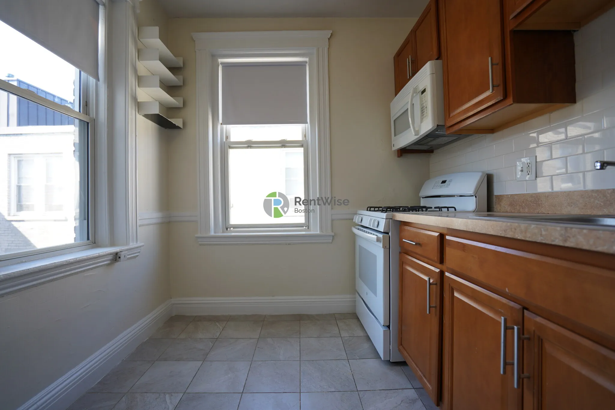 1 bed, 1 bath apartment for rent at 127 Washington St Unit 56, Brighton — photo 5 of 13