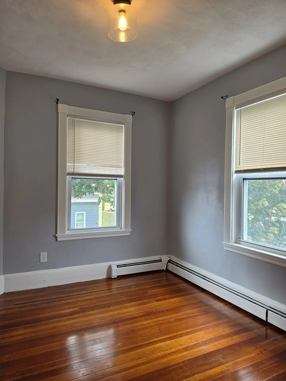 2 bed, 1 bath apartment for rent at 127 Washington Unit 12, Lynn — photo 3 of 10