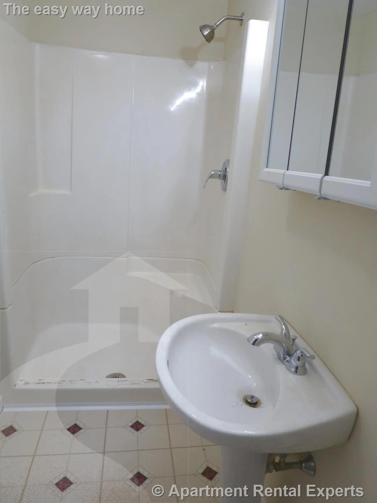 4 bed, 2 bath apartment for rent at 1270-1272 Broadway Unit 2, Teele Square — photo 8 of 16