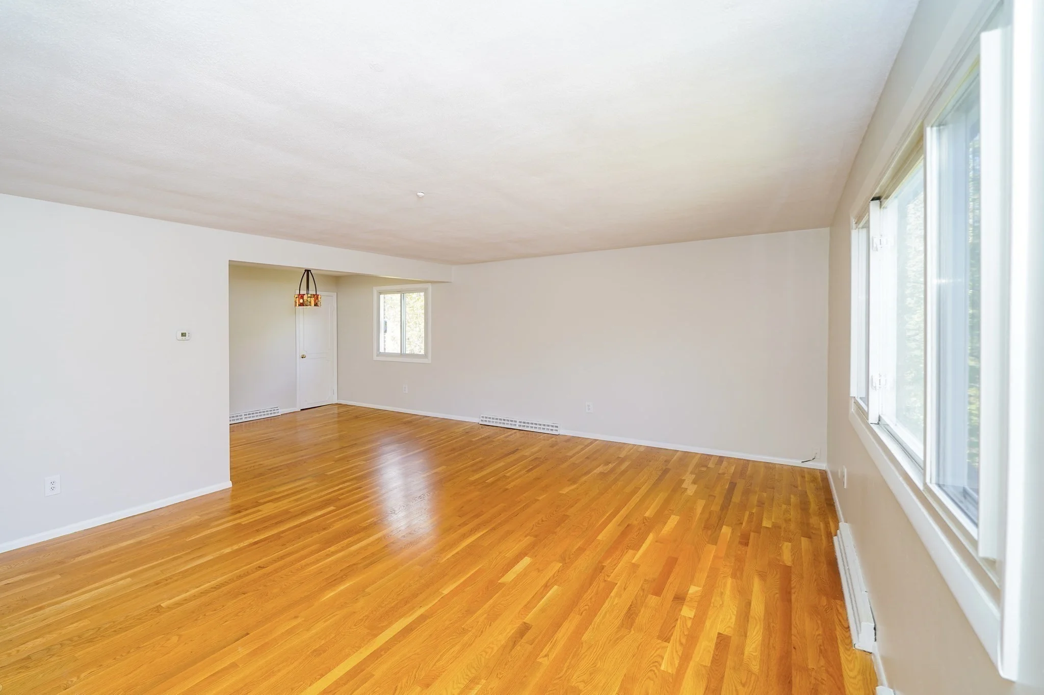 4 bed, 2 bath apartment for rent at 1274 Beacon Unit 2, Newton Highlands — photo 5 of 19