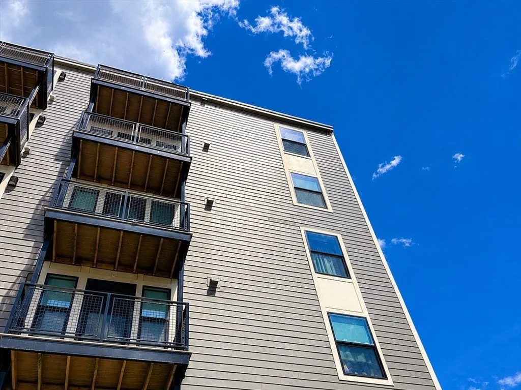 2 bed, 2 bath apartment for rent at 1274 Massachusetts Ave Unit 404, Dorchester — photo 12 of 12