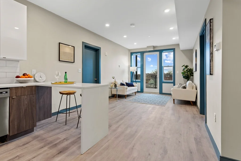 2 bed, 2 bath apartment for rent at 1274 Massachusetts Ave Unit 504, Dorchester — photo 2 of 17