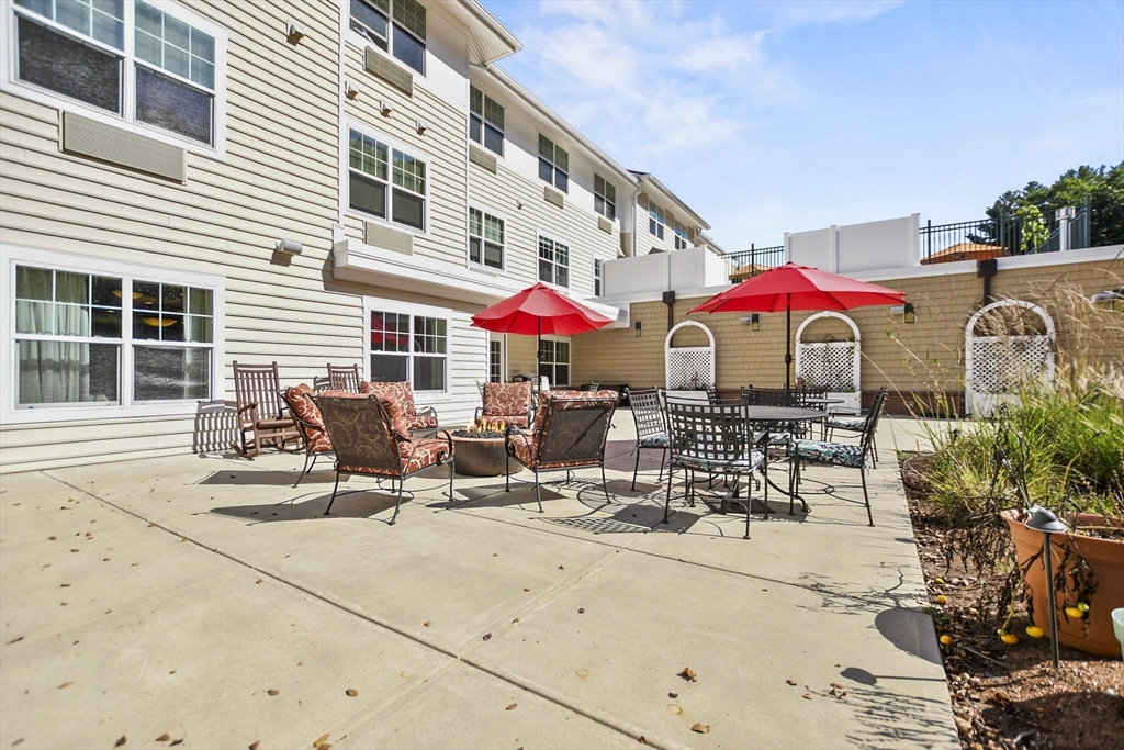 1 bed, 1 bath apartment for rent at 1275 Turnpike St Unit 1138, North Andover — photo 37 of 40