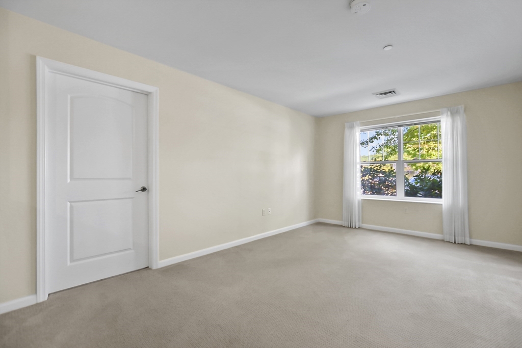 1 bed, 1 bath apartment for rent at 1275 Turnpike St Unit 1138, North Andover — photo 10 of 40