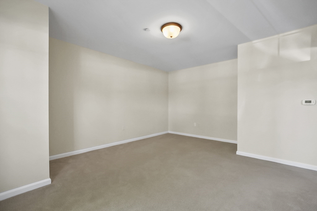 1 bed, 1 bath apartment for rent at 1275 Turnpike St Unit 1138, North Andover — photo 13 of 40