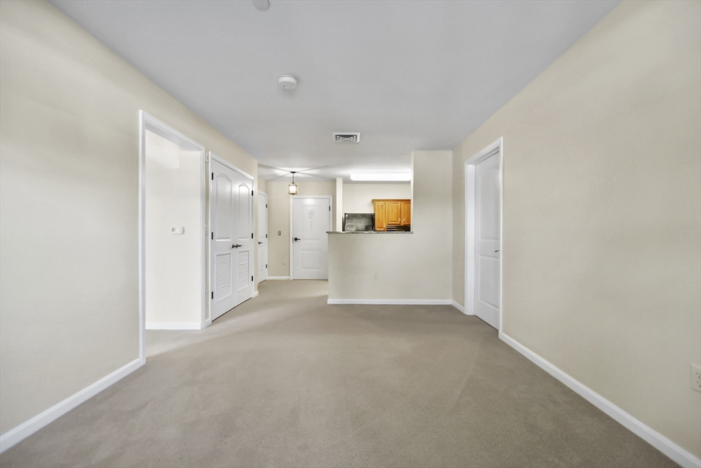 1 bed, 1 bath apartment for rent at 1275 Turnpike St Unit 1138, North Andover — photo 9 of 40