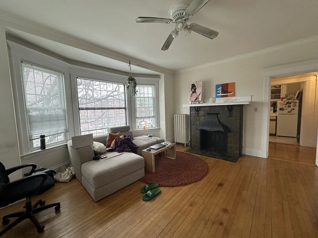 1 bed, 1 bath apartment for rent at 1277 Commonwealth Ave Unit 302, Allston — photo 1 of 8