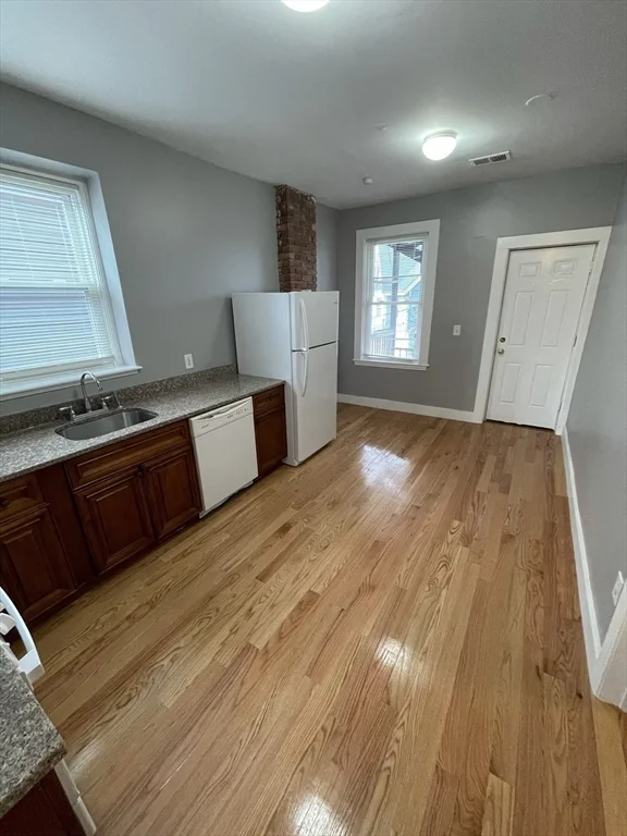 2 bed, 1 bath apartment for rent at 1277 Massachus Ave Unit 2, Dorchester — photo 4 of 19