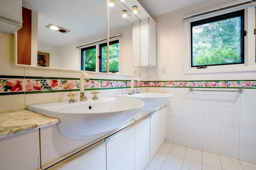 6 bed, 4+ bath apartment for rent at 128 Baldpate Hill Rd, Newton Center — photo 27 of 39
