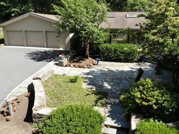 6 bed, 4+ bath apartment for rent at 128 Baldpate Hill Rd Unit Single fam, Chestnut Hill — photo 2 of 39