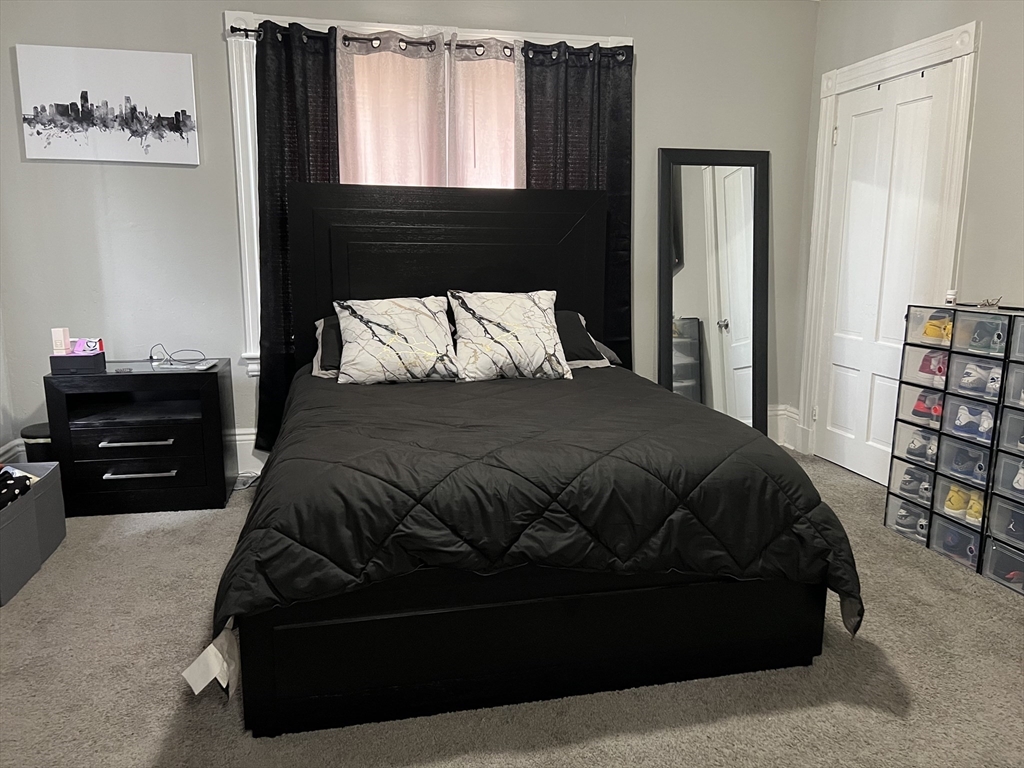 3 bed, 1 bath apartment for rent at 128 Dartmouth Unit 1, South — photo 5 of 7