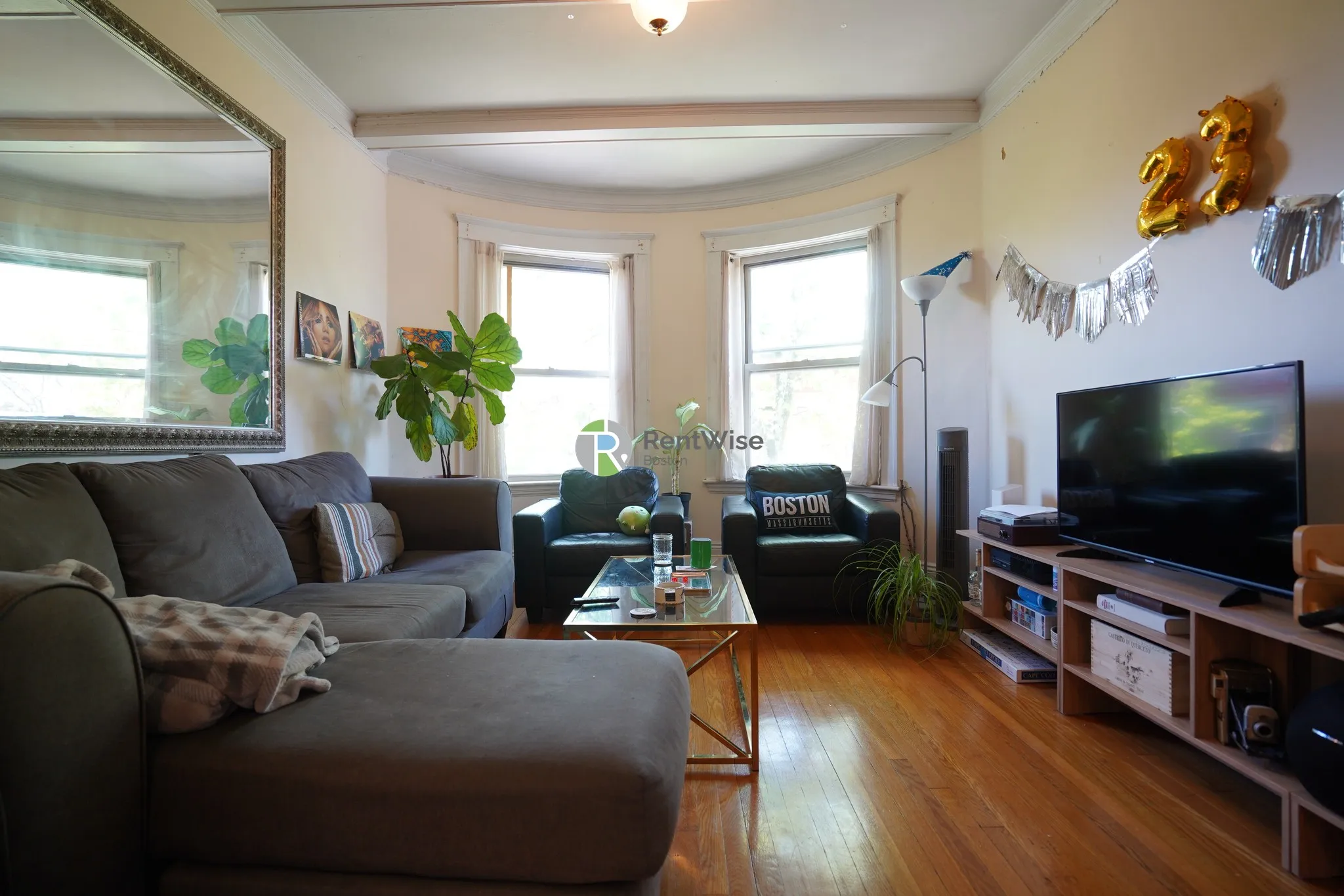 3 bed, 1 bath apartment for rent at 128 Fuller St Unit 5, North Brookline — photo 3 of 17